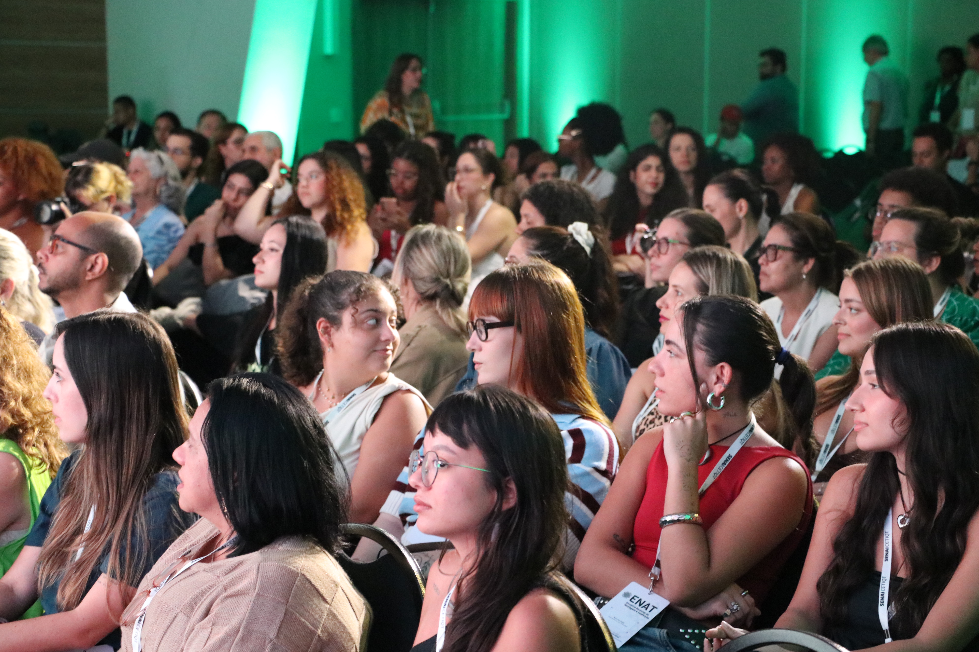ENAT 2025 encerra dois dias de debates com foco em tendências, criatividade e novas tecnologias para a moda